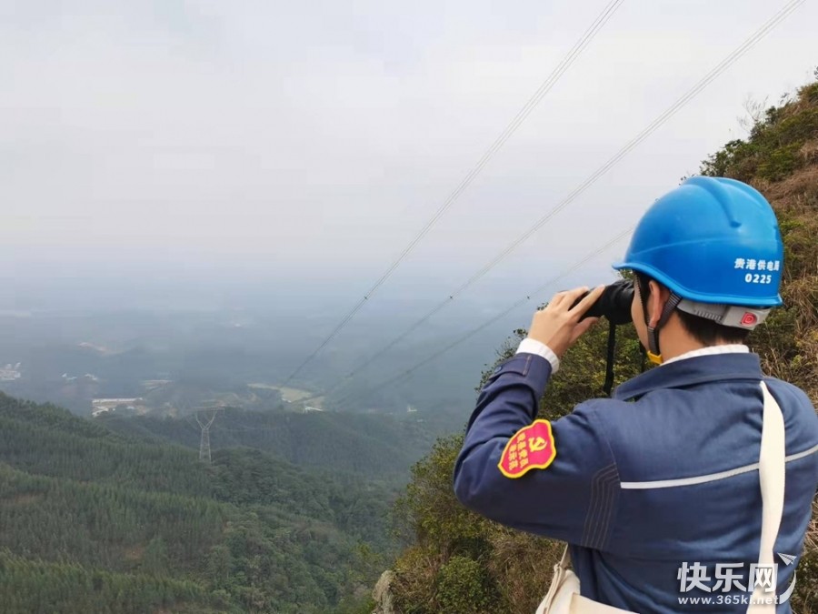 党员突击队对500千伏逢来线重点线路进行特殊巡视，检查线路通道情况（陆布健摄）.jpg