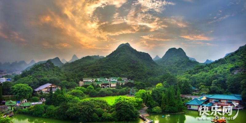 西山景区.jpg