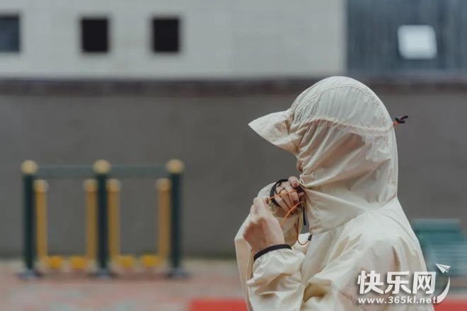下载.jpg