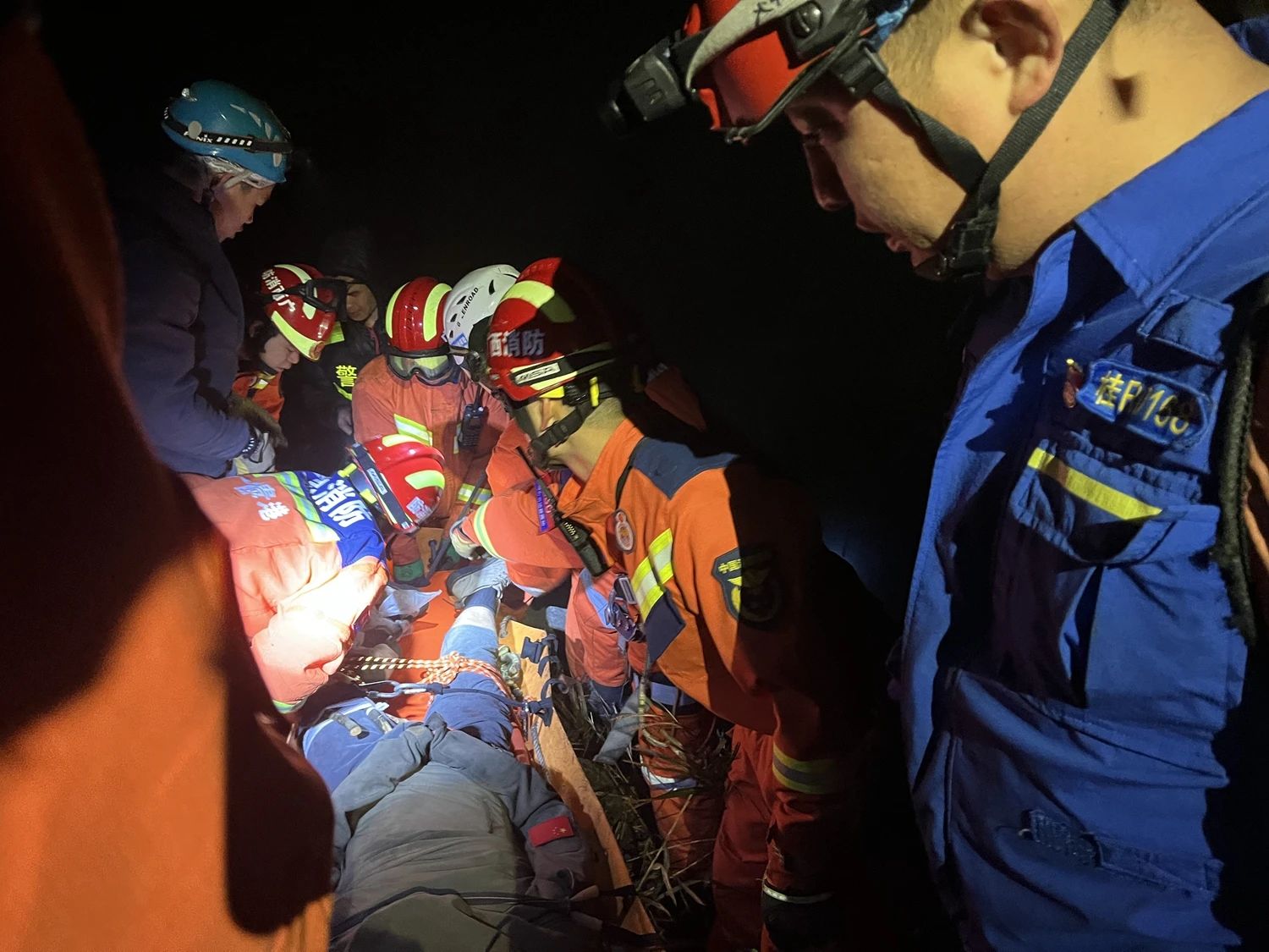b53badbd435b6a244c10611ed99127d2.jpg