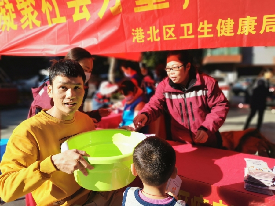 进社区4.jpg